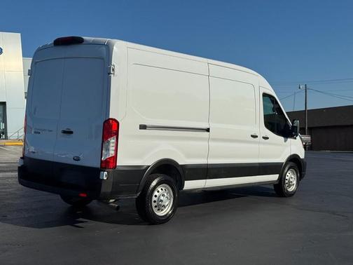 2023 Ford Transit-250 Base