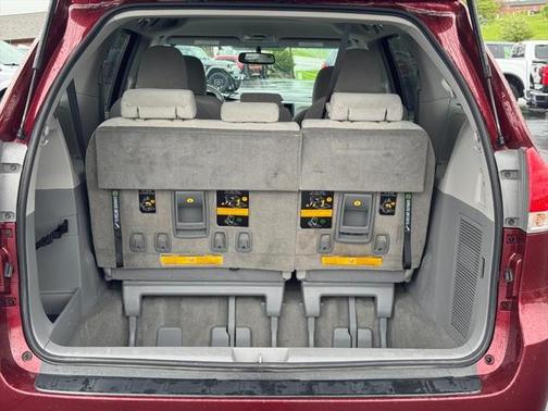 2014 Toyota Sienna LE