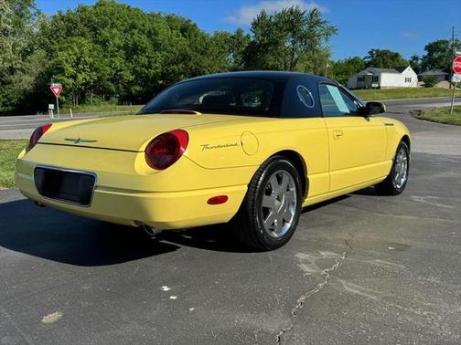 2002 Ford Thunderbird Deluxe