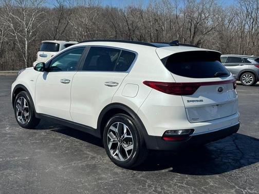2022 Kia Sportage EX