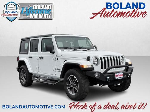 2023 Jeep Wrangler 4-Door Sahara 4x4