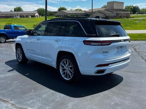 2024 Jeep Grand Cherokee Summit