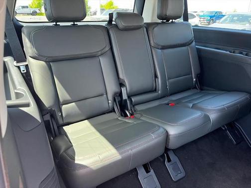 2025 Ford Expedition Max Active 4x4
