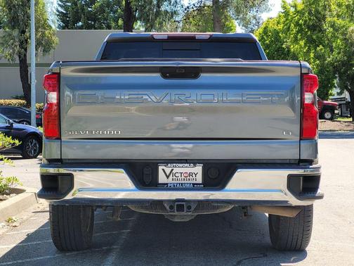 Steel Metallic 2019 Chevrolet Silverado 1500 LT