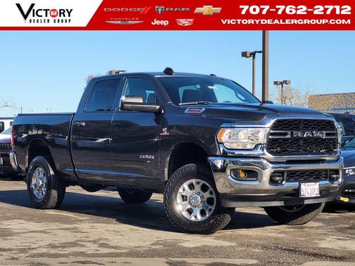 2022 RAM 2500 Tradesman Crew Cab 4x4 6'4' Box