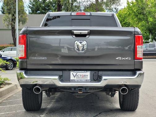 Granite Crystal Metallic Clearcoat 2020 RAM 1500 Big Horn/Lone Star