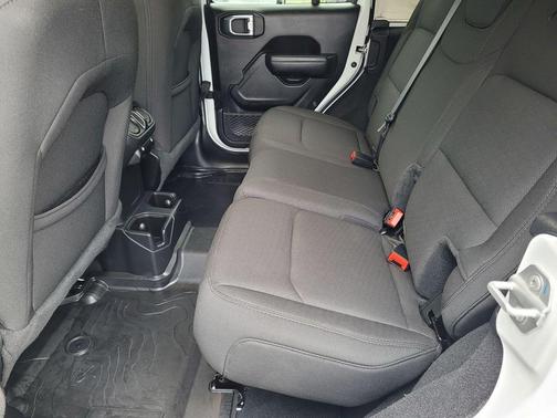 2023 Jeep Wrangler Willys