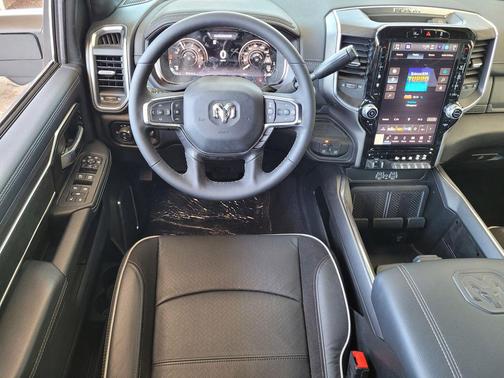 2025 RAM 2500 Laramie Crew Cab 4x4 6'4' Box