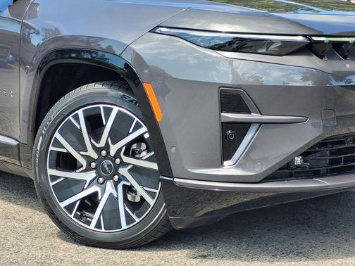 2025 Jeep Wagoneer S Limited