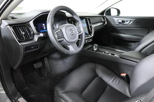 2025 Volvo S60 B5 Core