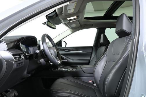 2025 INFINITI QX60 SENSORY