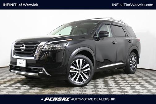 2022 Nissan Pathfinder Platinum