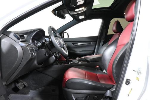 Radiant White 2025 INFINITI QX55 SENSORY