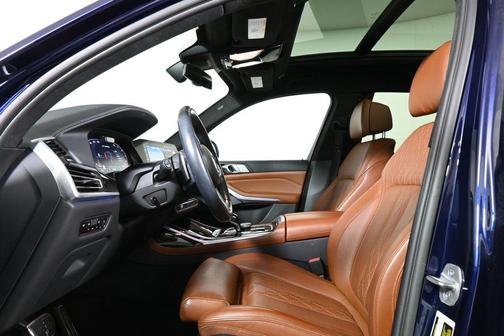 2021 BMW X7 M50i
