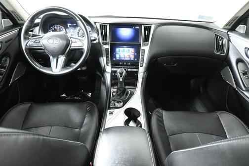 2022 INFINITI Q50 LUXE
