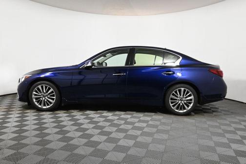 2022 INFINITI Q50 LUXE