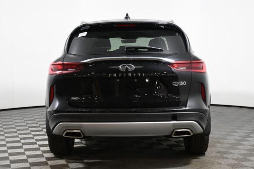 2025 INFINITI QX50 Luxe