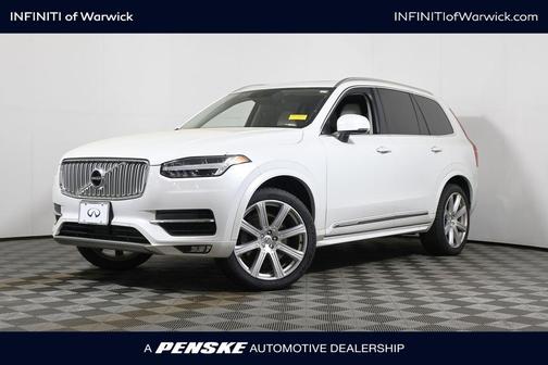 Crystal White Pearl Metallic 2019 Volvo XC90 T6 Inscription