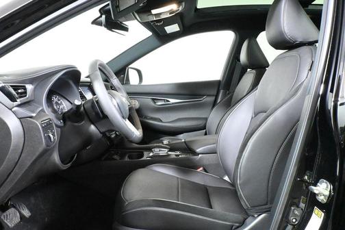 2025 INFINITI QX50 SPORT