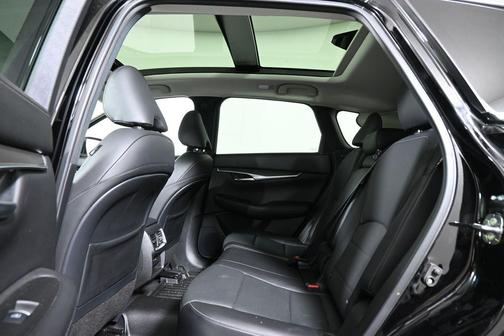 2024 INFINITI QX50 Luxe