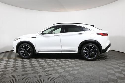 White 2025 INFINITI QX55 SENSORY