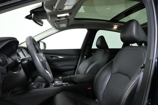 2025 INFINITI QX50 Luxe