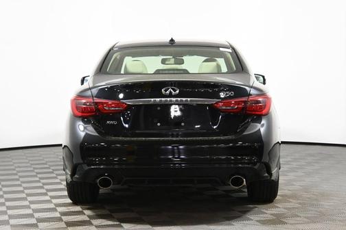 2022 INFINITI Q50 LUXE
