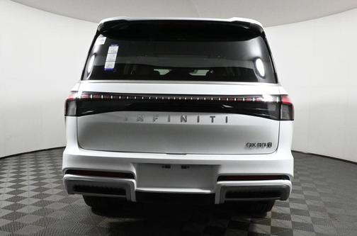 2025 INFINITI QX80 Luxe