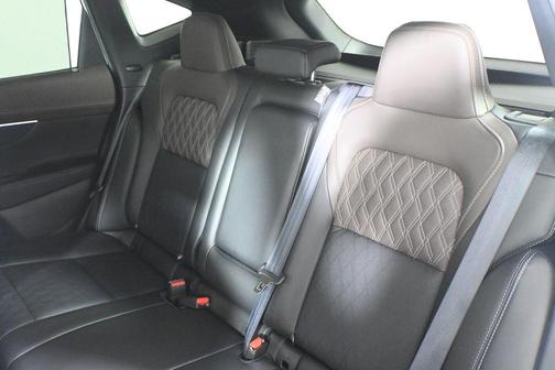 White / Black 2026 Nissan Murano Platinum