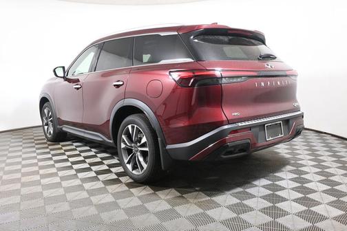 Deep Bordeaux 2023 INFINITI QX60 Luxe