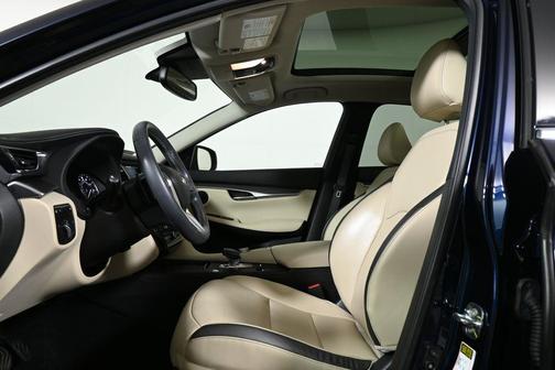 2022 INFINITI QX50 Luxe