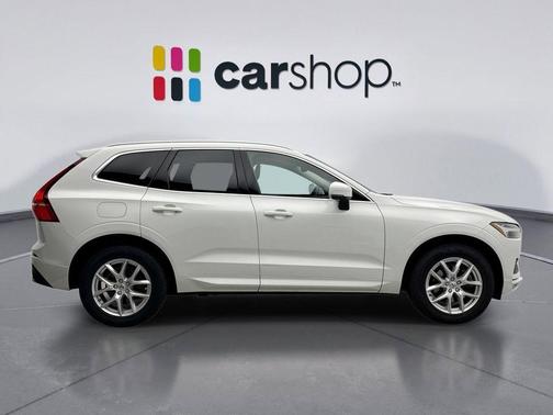 2021 Volvo XC60 T5 Momentum