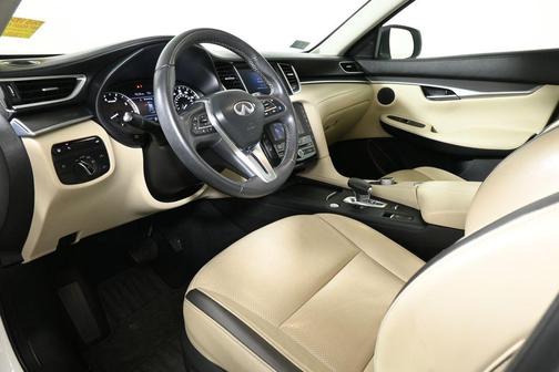 2022 INFINITI QX50 Luxe