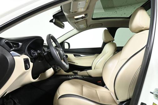 2022 INFINITI QX50 Luxe