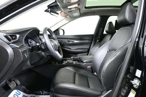 Black Obsidian 2024 INFINITI QX50 Luxe