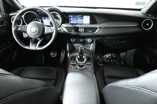 2022 Alfa Romeo Stelvio Ti