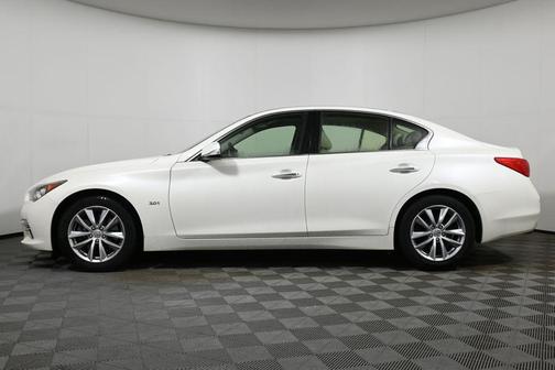 2017 INFINITI Q50 3.0T Premium