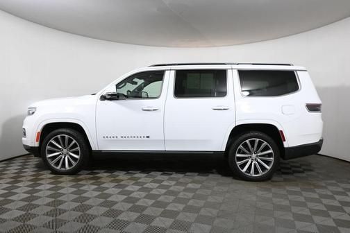 Bright White Clearcoat 2022 Jeep Grand Wagoneer Series II