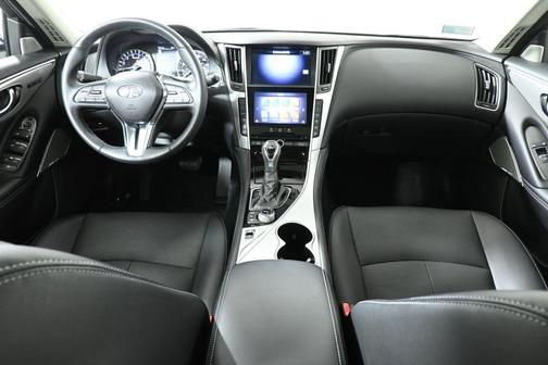 2022 INFINITI Q50 LUXE