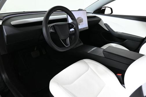 2024 Tesla Model 3 Long Range