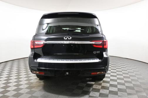 2018 INFINITI QX80 Base