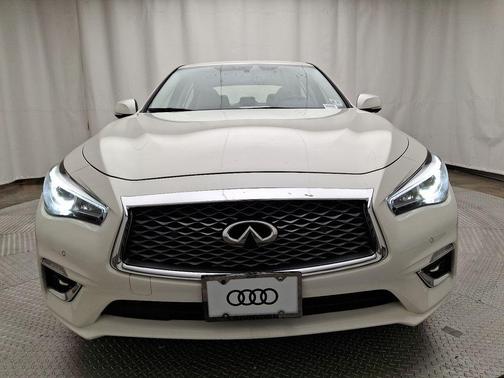 2022 INFINITI Q50 LUXE