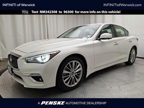 2022 INFINITI Q50 LUXE