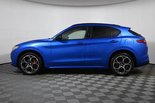 2022 Alfa Romeo Stelvio Veloce