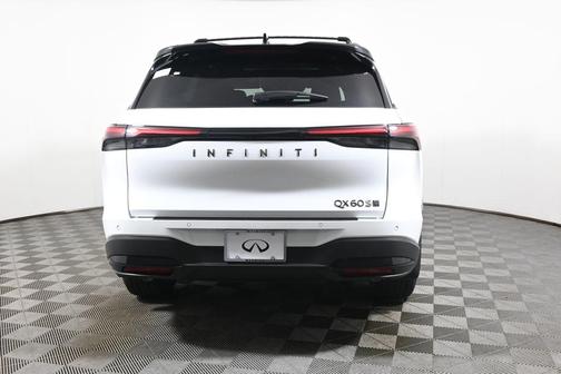 White / Black 2027 INFINITI QX60