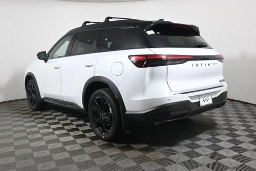 White / Black 2027 INFINITI QX60