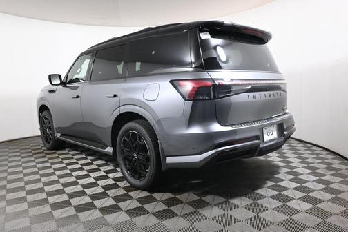 2t Dynamic Meta 2027 INFINITI QX80 SPT