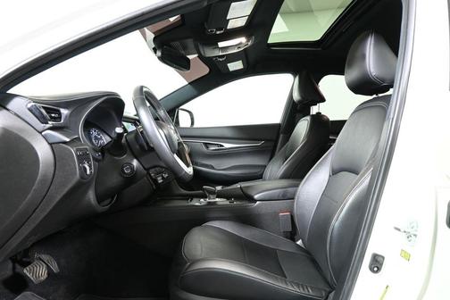2022 INFINITI QX55 ESSENTIAL