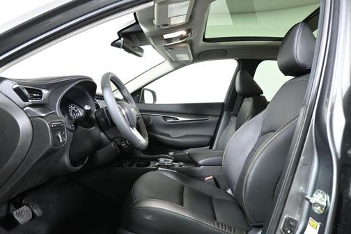 2025 INFINITI QX50 Luxe