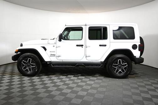 2024 Jeep Wrangler Sahara
